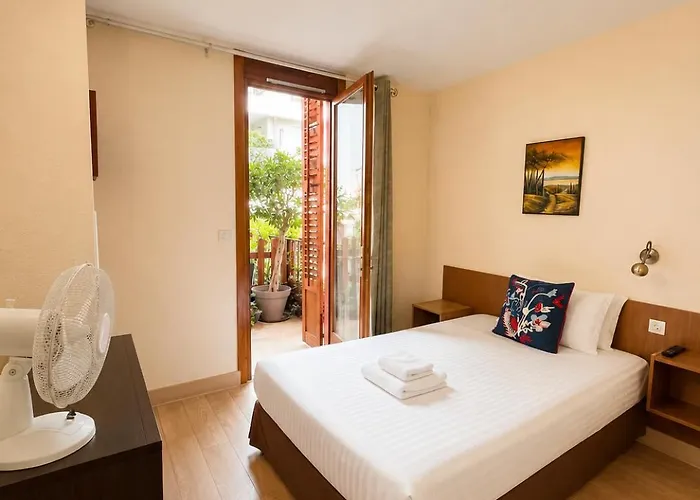 Hotel Des 4 Soleils Aix-les-Bains